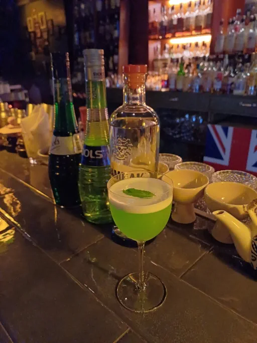 green lady