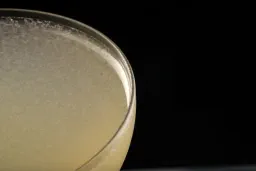 Queen Street Cocktail lifestyle thumbnail