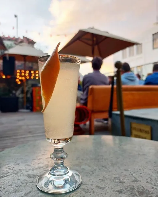 Royal Grapefruit Bee's Knees Image