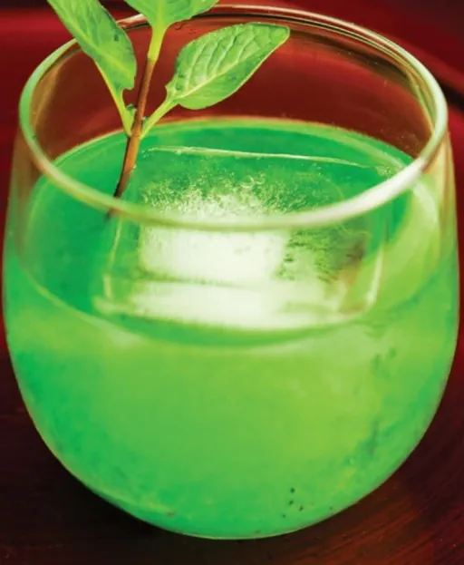 Pear is the new fashion! Image